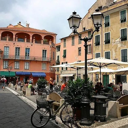 Mansarda Cavassola * Finale Ligure
